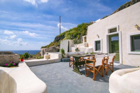 Agrilia secluded cave house